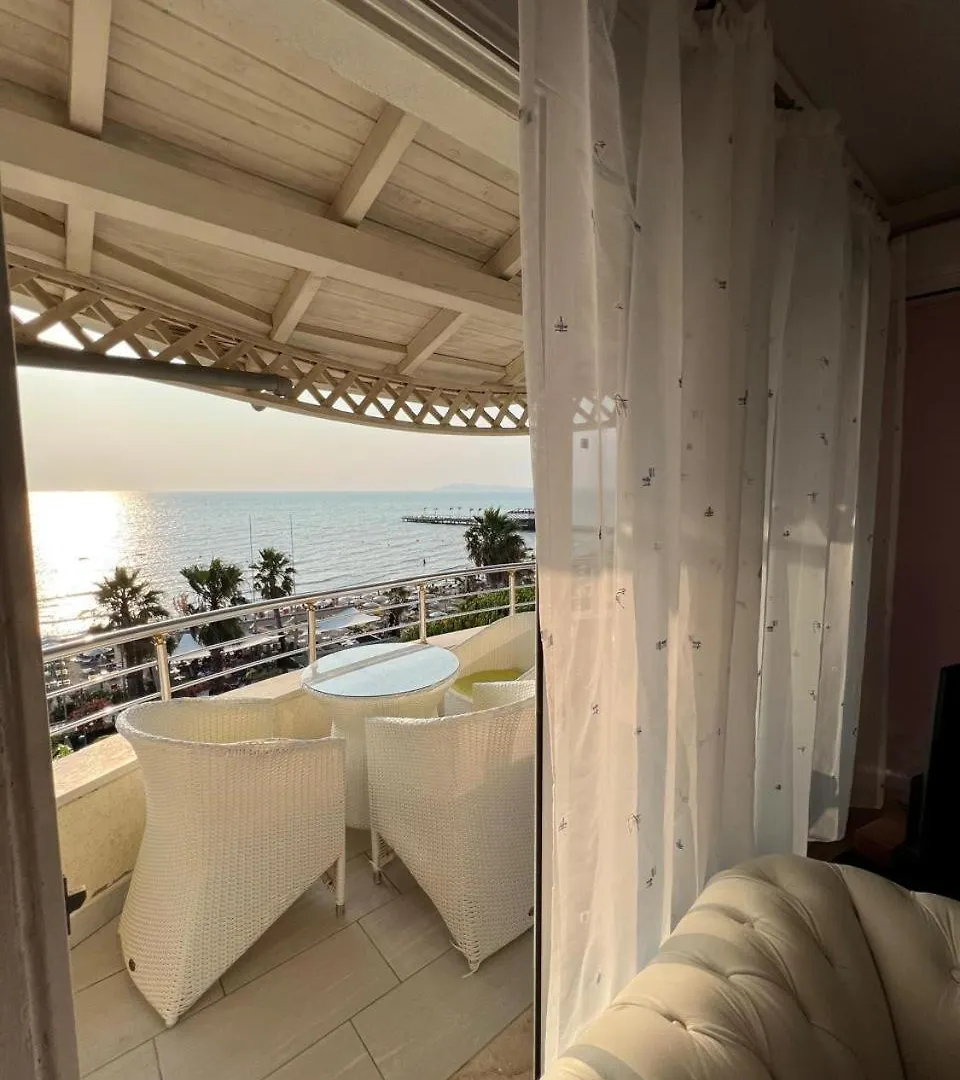 Apartament Golem  0*, Golem (Tirana) Albania